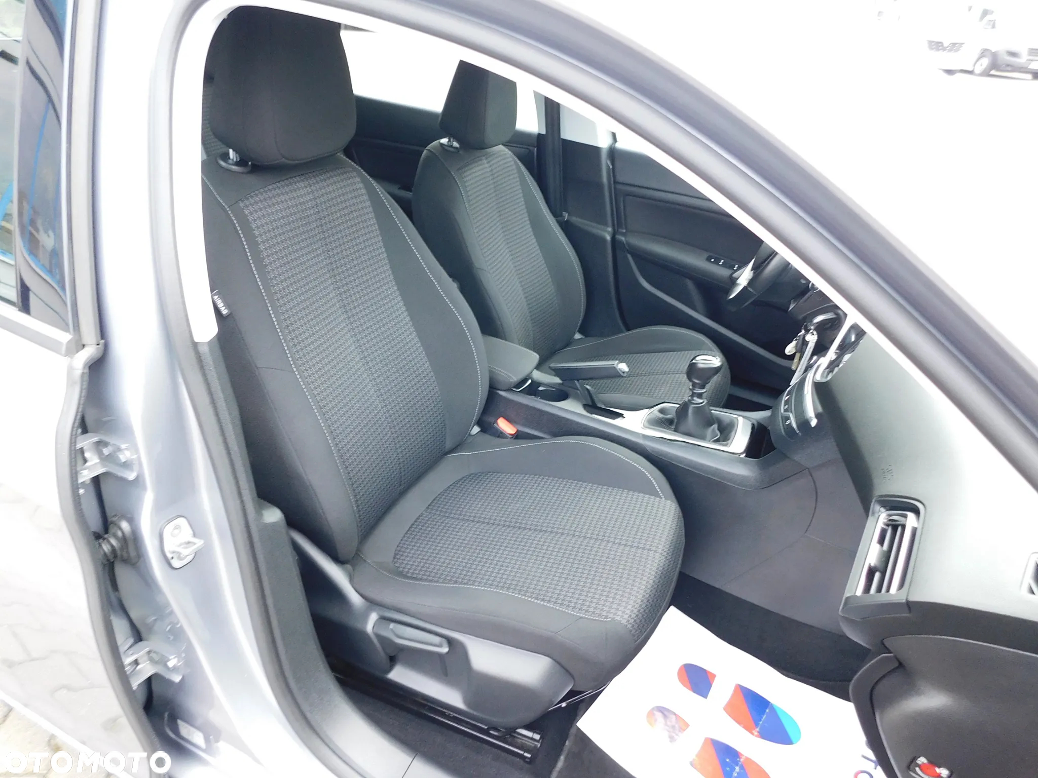 Peugeot 308 SW 1.5 BlueHDi Active S&S - 15