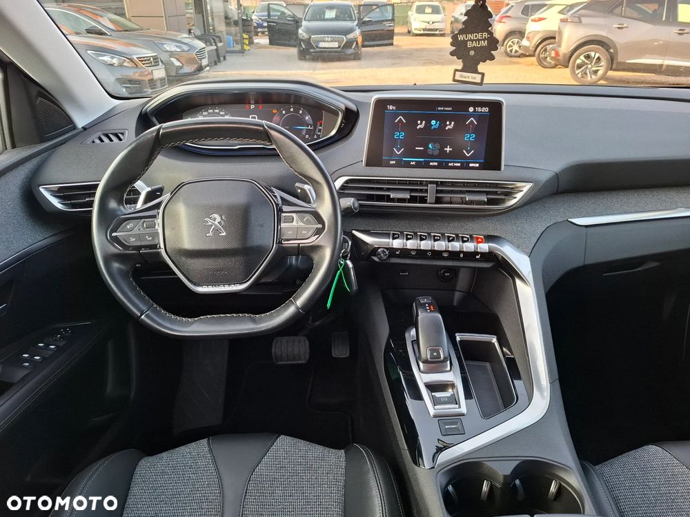 Peugeot 3008 PureTech 130 Stop & Start GPF EAT8 Allure - 19