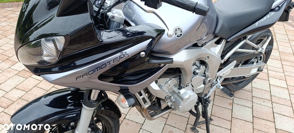 Yamaha FZ6 - 15