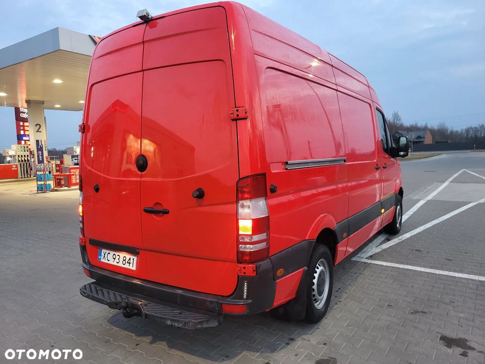 Mercedes-Benz Sprinter - 14