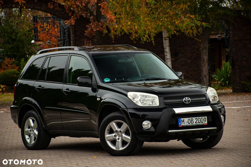 Toyota RAV4 2.0 VVT-i 4x4 - 26
