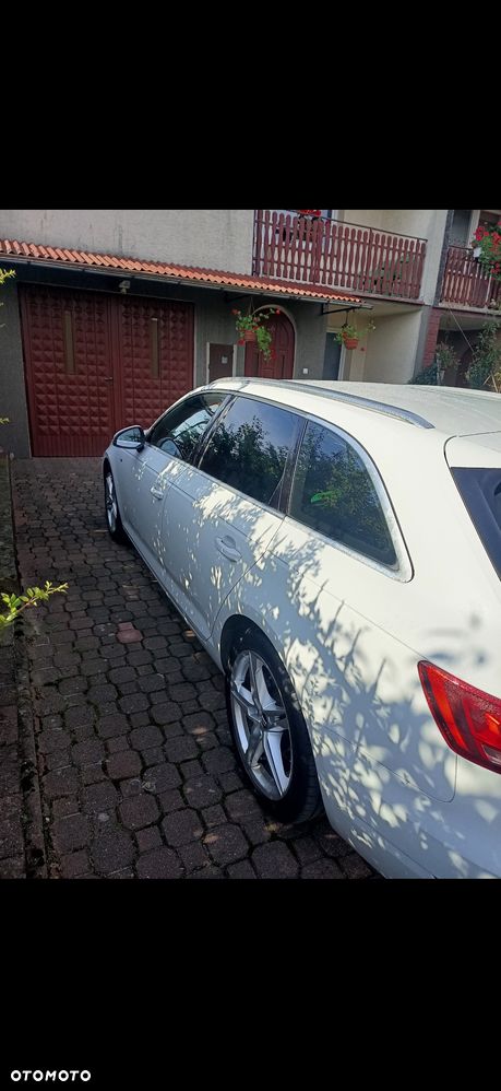 Audi A4 Avant - 8
