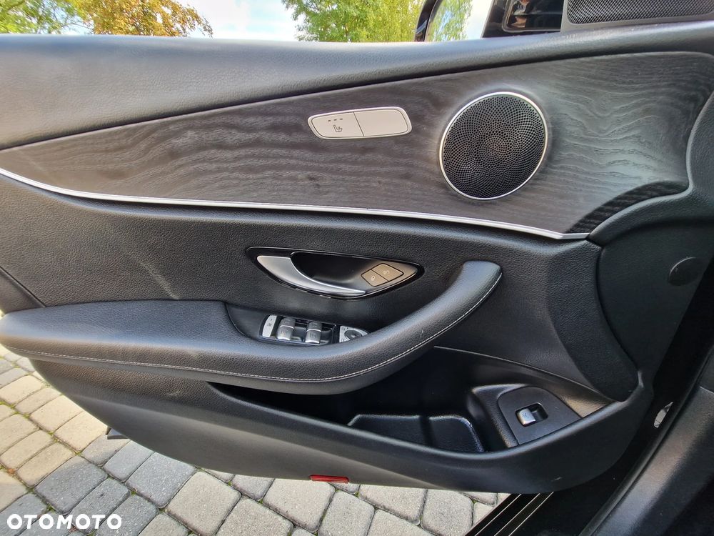 Mercedes-Benz Klasa E - 10