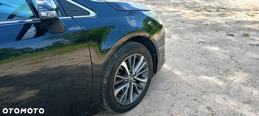 Toyota Avensis 1.8 Selection - 11