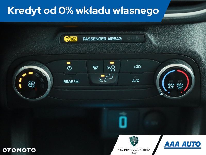 Ford Focus SW - 14