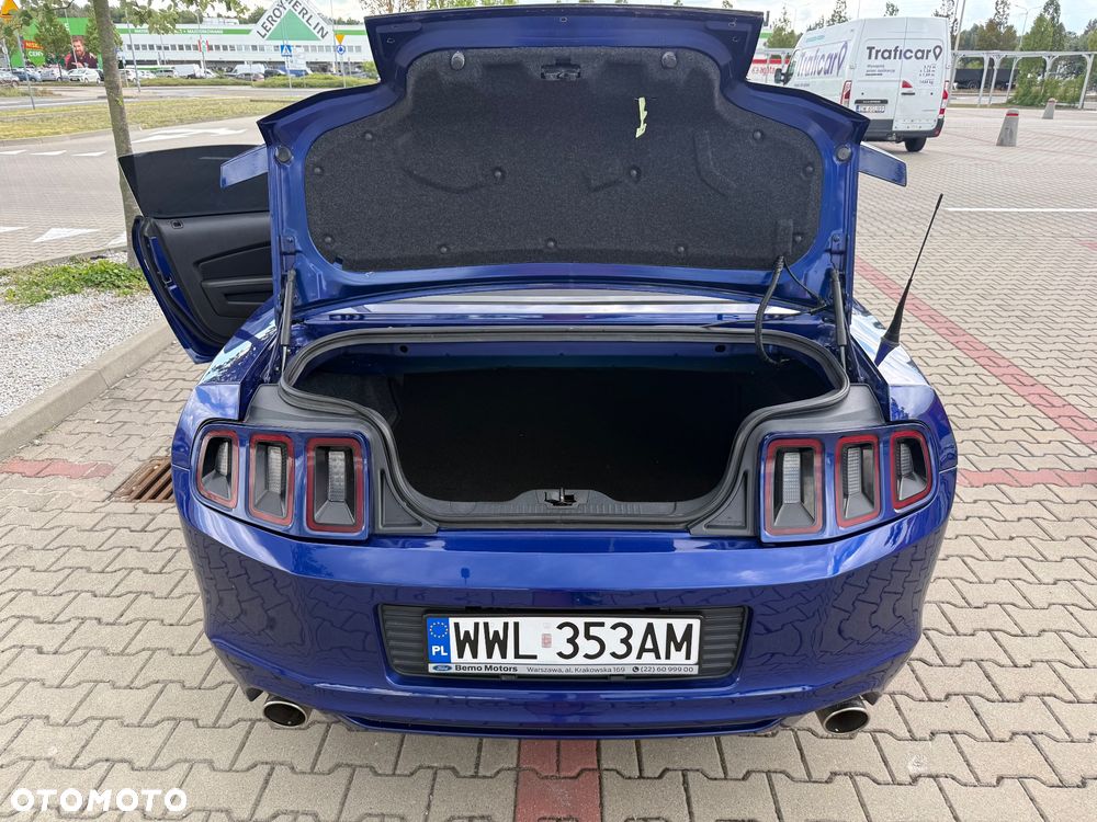 Ford Mustang 5.0 V8 GT - 17