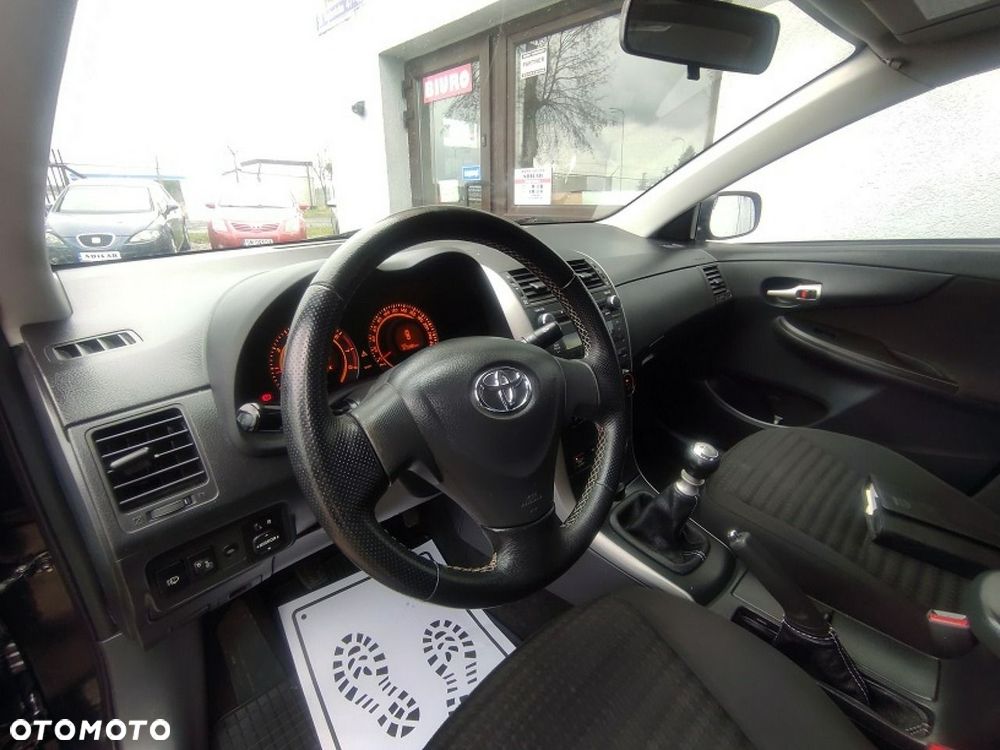 Toyota Corolla - 9