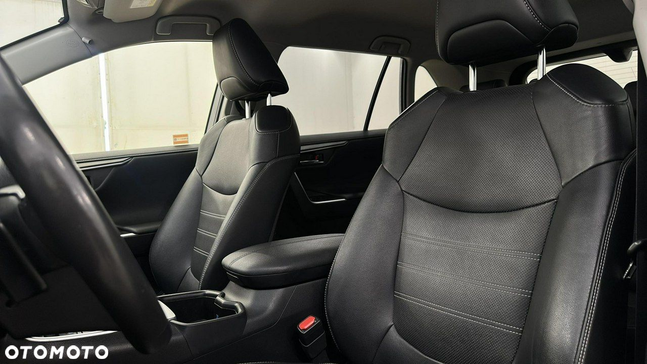 Toyota RAV4 - 17