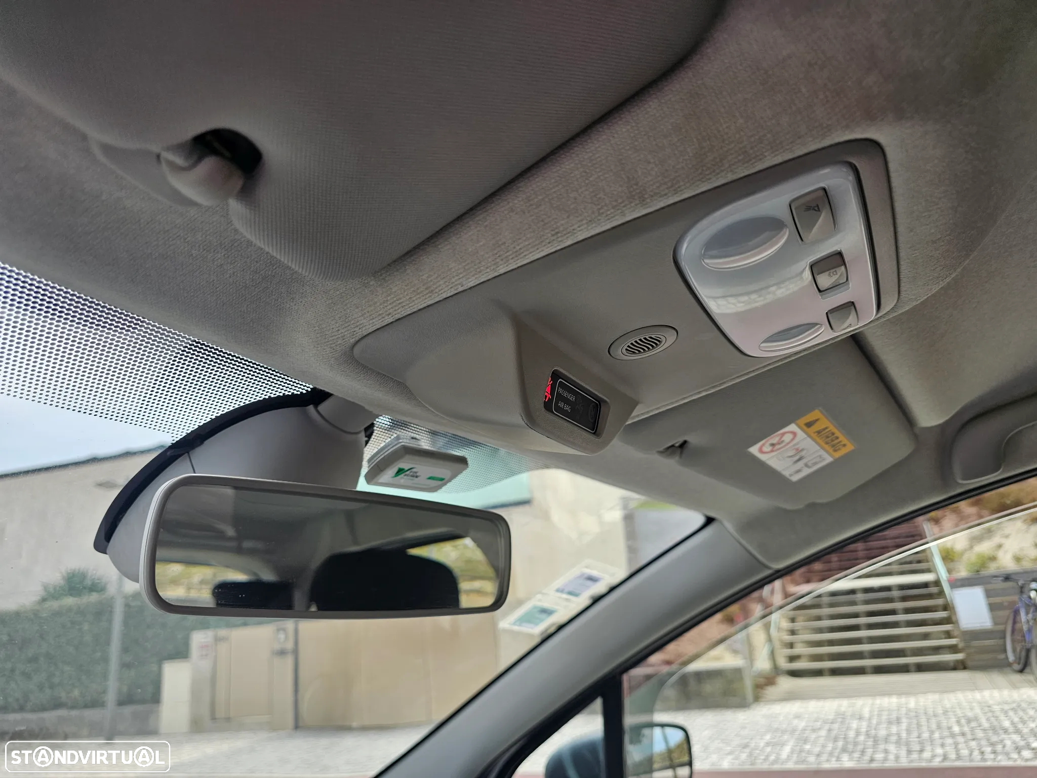 Renault Zoe (c/ Bateria) 41 kwh Intens - 18