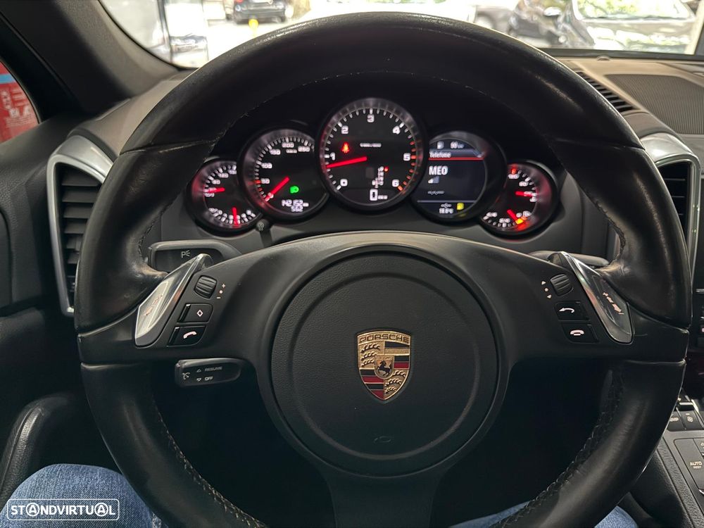 Porsche Cayenne 3.0 V6 - 35