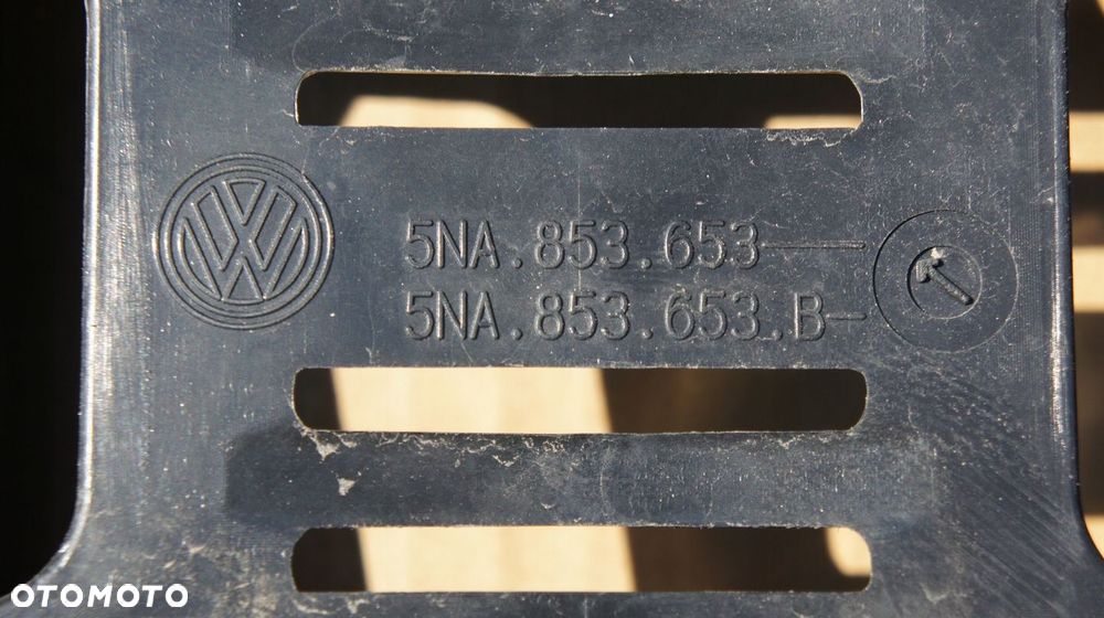 ATRAPA PRZEDNIA GRILL VW TIGUAN II 5NA - 9