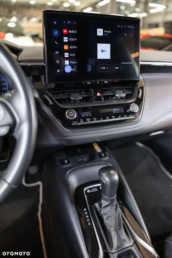 Toyota Corolla 1.8 Hybrid Comfort - 21
