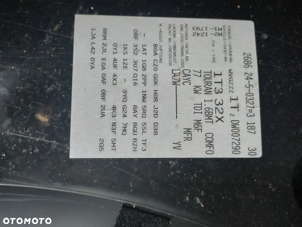 Volkswagen Touran 1.6 TDI DPF BlueMot Comfortline - 22