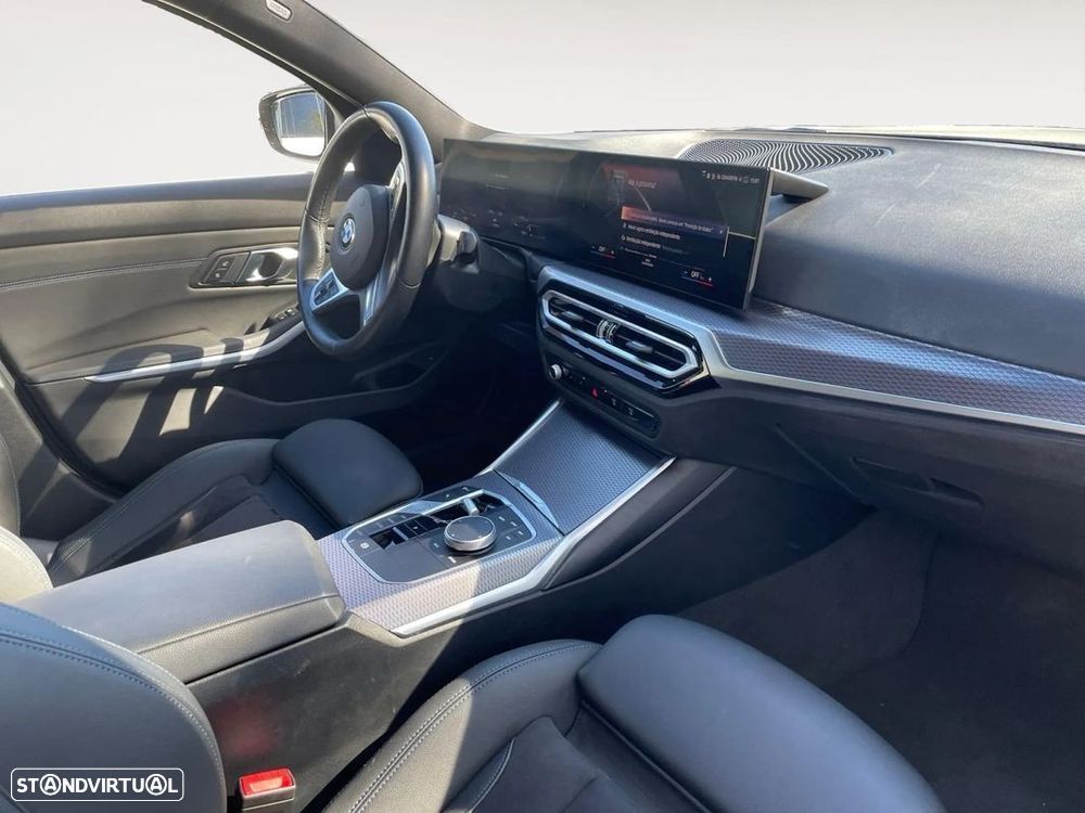 BMW 320 d Touring Auto - 10