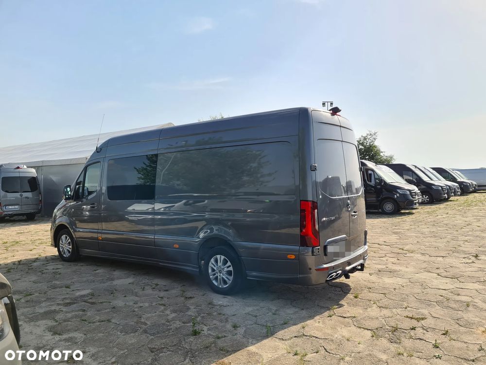 Mercedes-Benz Sprinter - 10