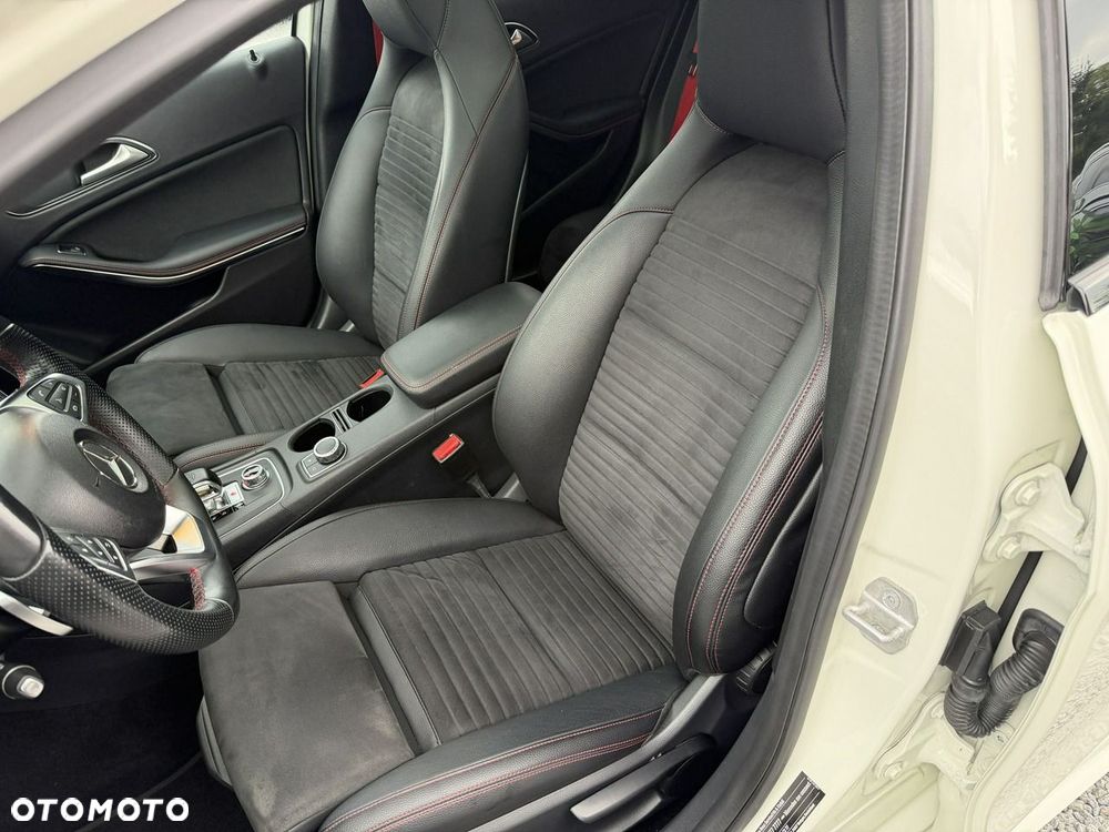 Mercedes-Benz Klasa A AMG 45 4Matic AMG Speedshift 7G-DCT - 11