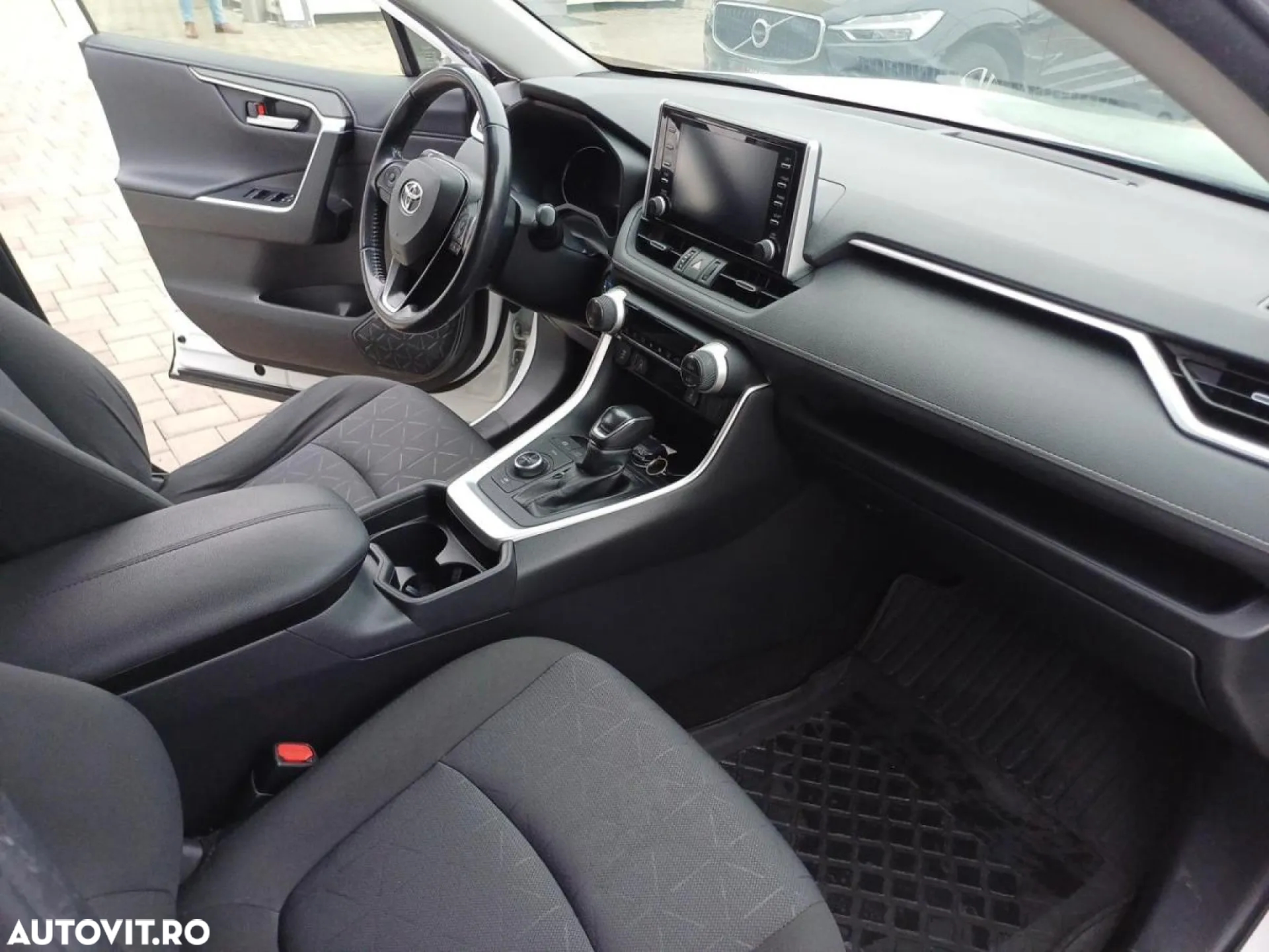 Toyota RAV4 - 17