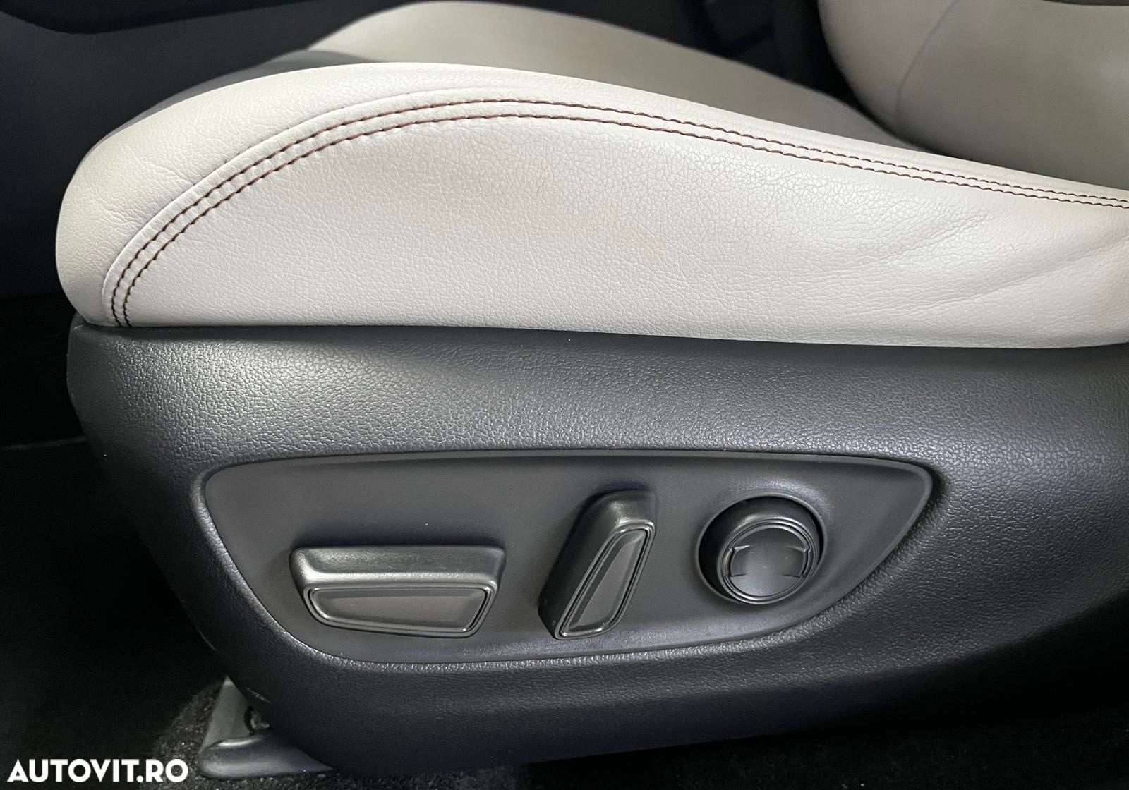 Toyota RAV4 2.5 4x4 Hybrid Lounge - 22