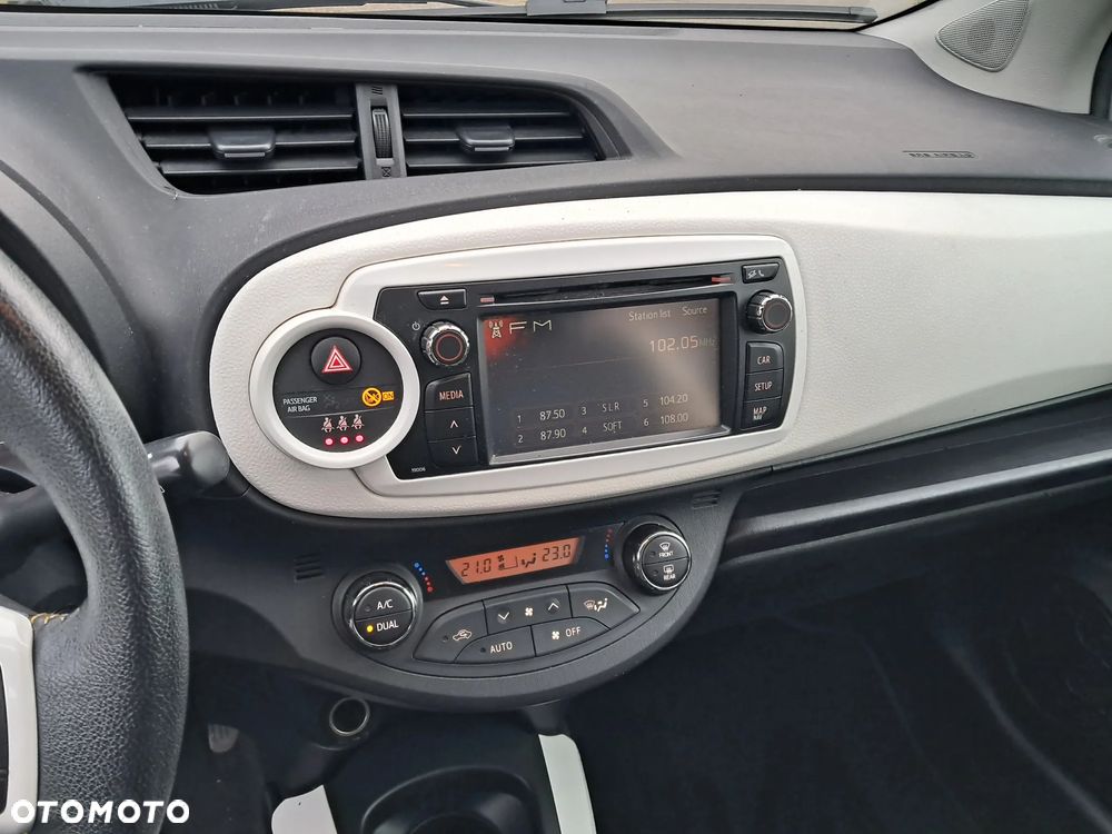 Toyota Yaris 1.33 VVT-i Comfort - 19