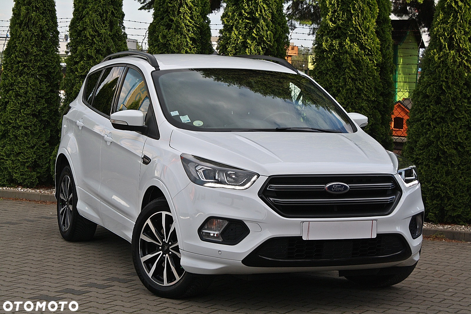 Ford Kuga 2.0 TDCi 2x4 ST-Line - 13