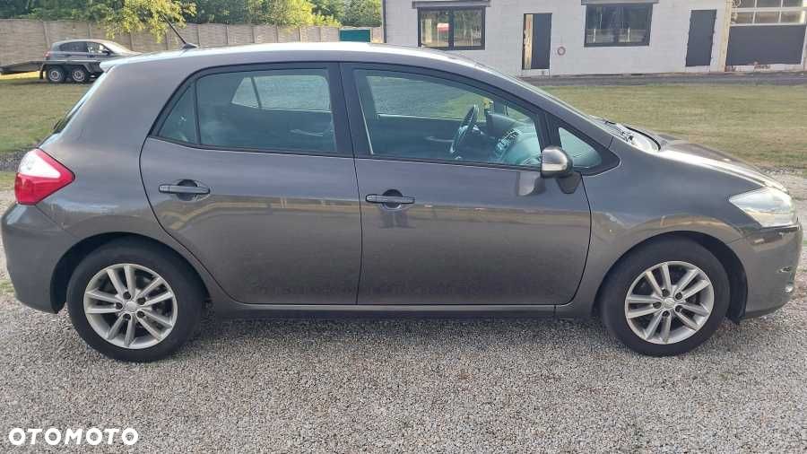 Toyota Auris - 6