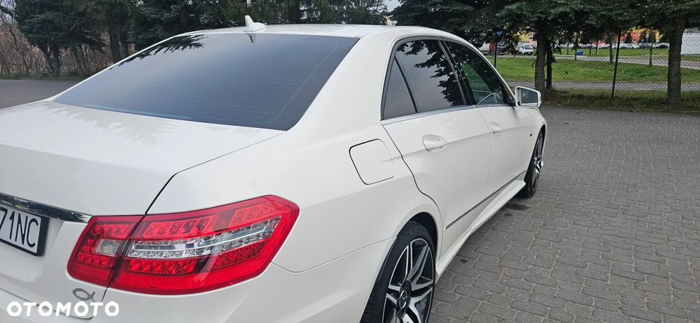 Mercedes-Benz Klasa E - 19