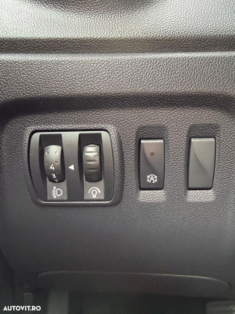 Renault Captur ENERGY dCi 90 EDC XMOD - 29