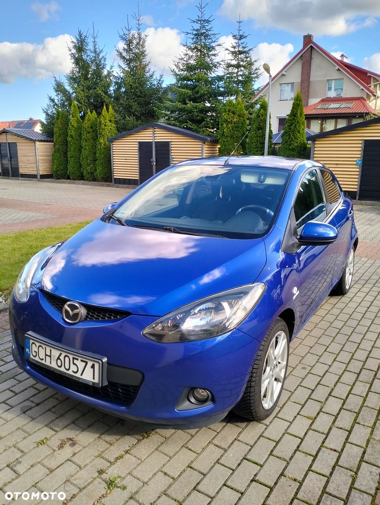 Mazda 2 - 8