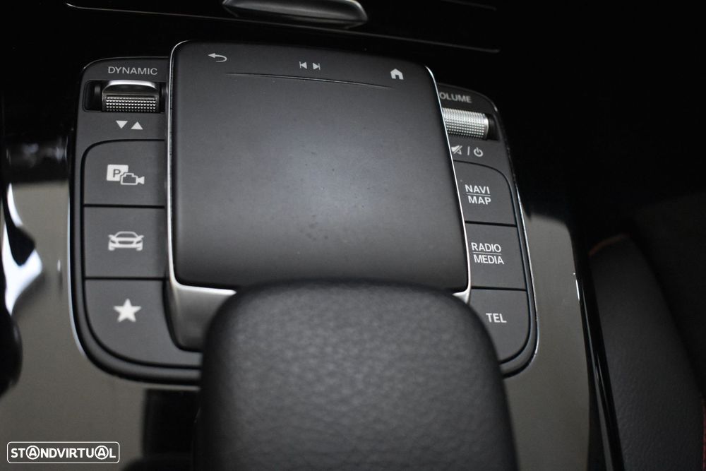 Mercedes-Benz A 250 - 40