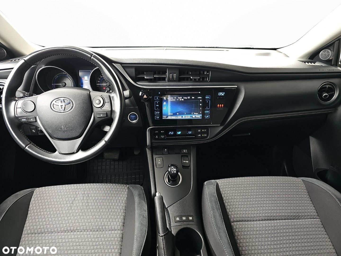 Toyota Auris - 20