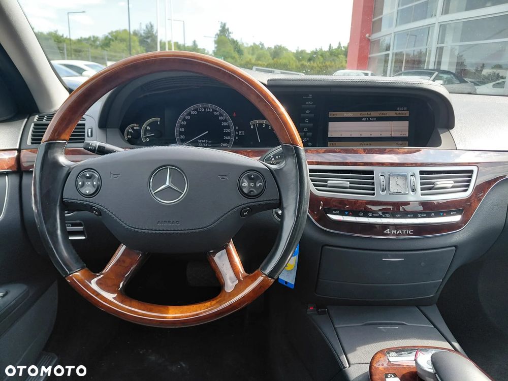 Mercedes-Benz Klasa S 500 4-Matic - 12