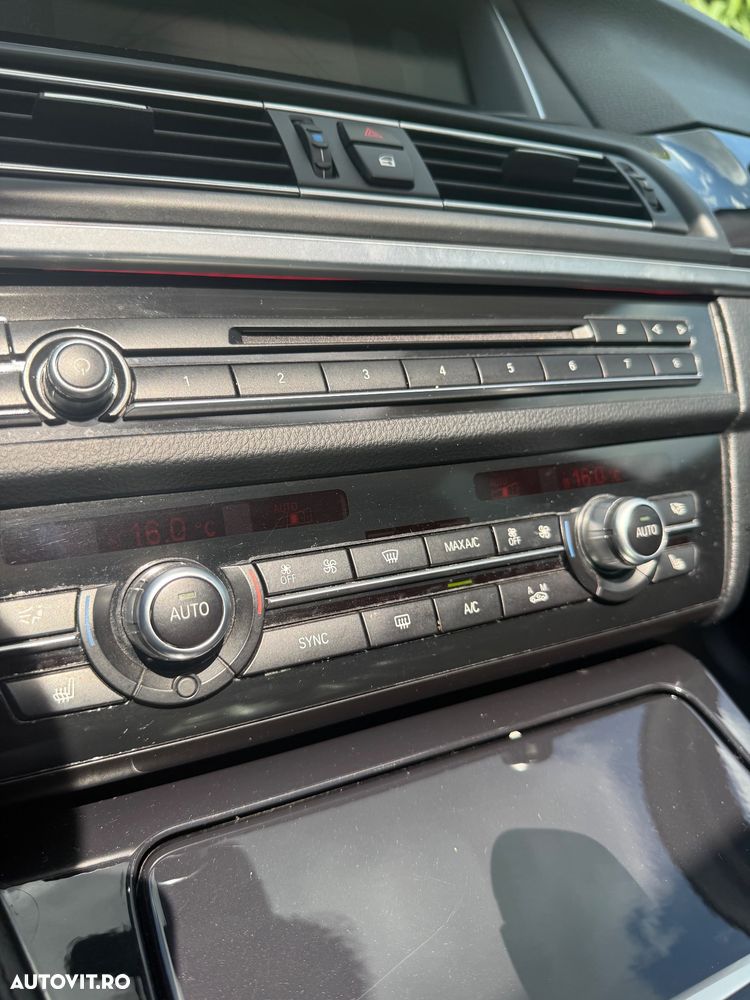 BMW Seria 5 520d Aut. - 15
