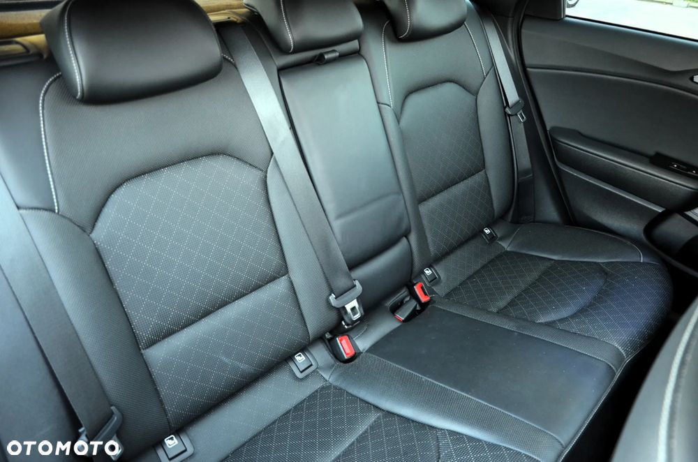 Kia Ceed 1.6 CRDi GT Line - 25