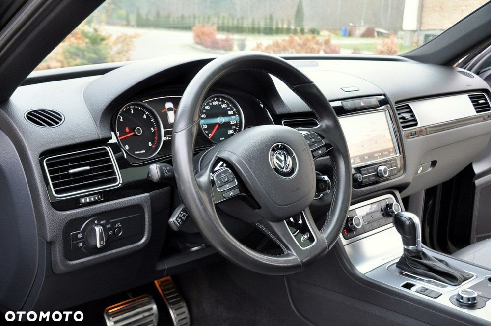 Volkswagen Touareg - 25