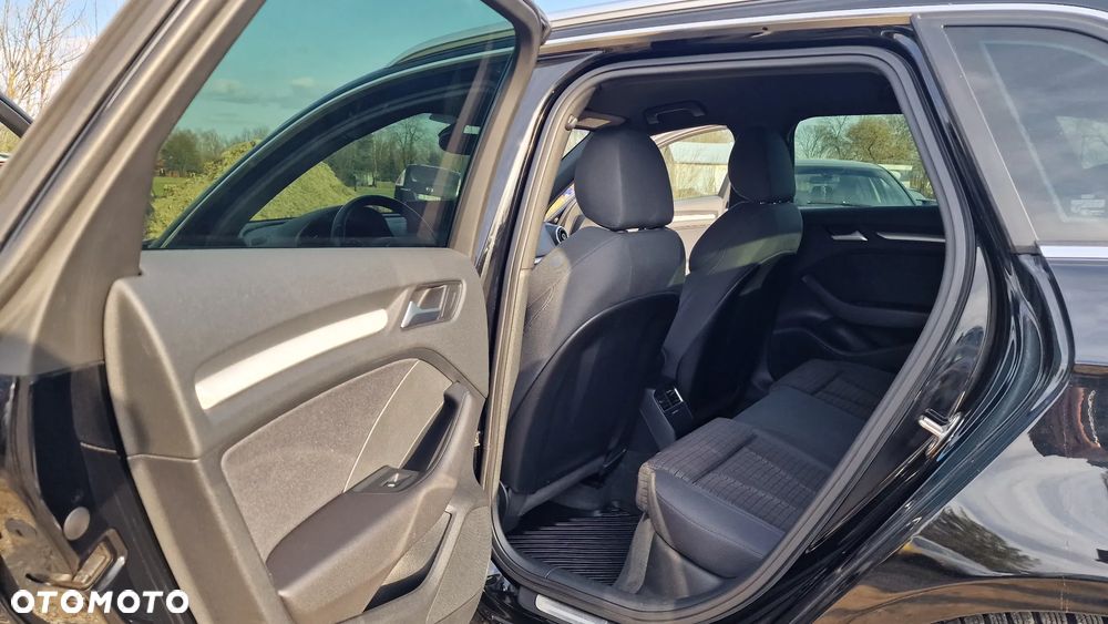 Audi A3 Sportback - 5