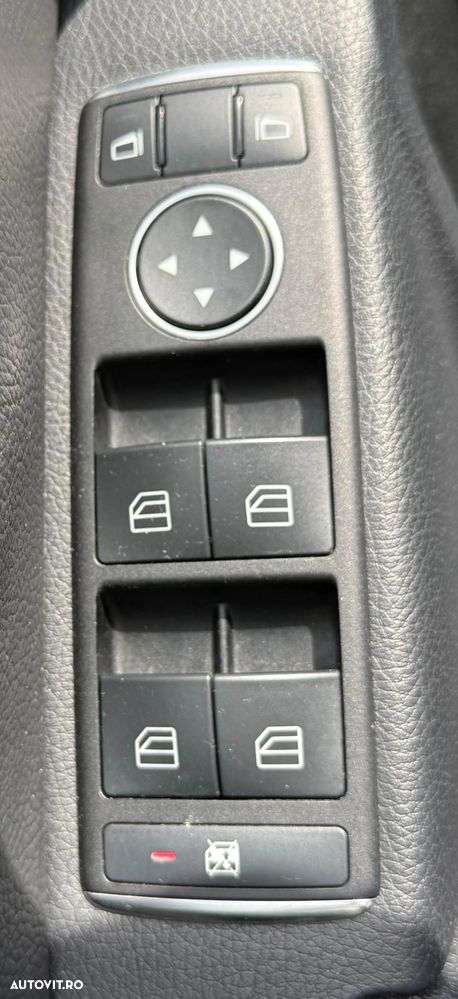 Mercedes-Benz C - 16