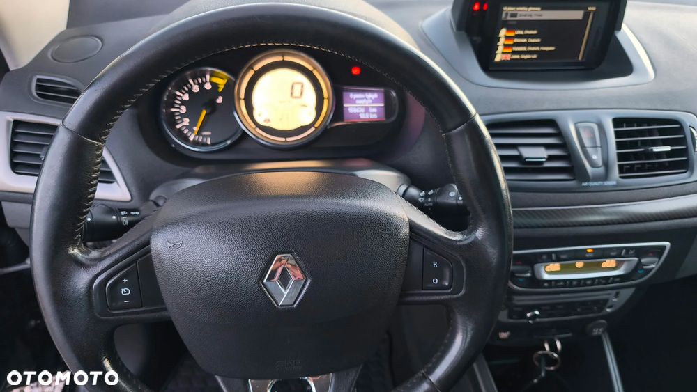 Renault Megane 1.6 16V 110 Paris - 11