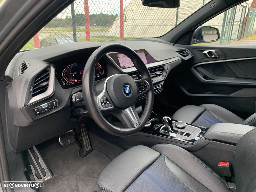 BMW 116 d Pack Desportivo M Auto - 23
