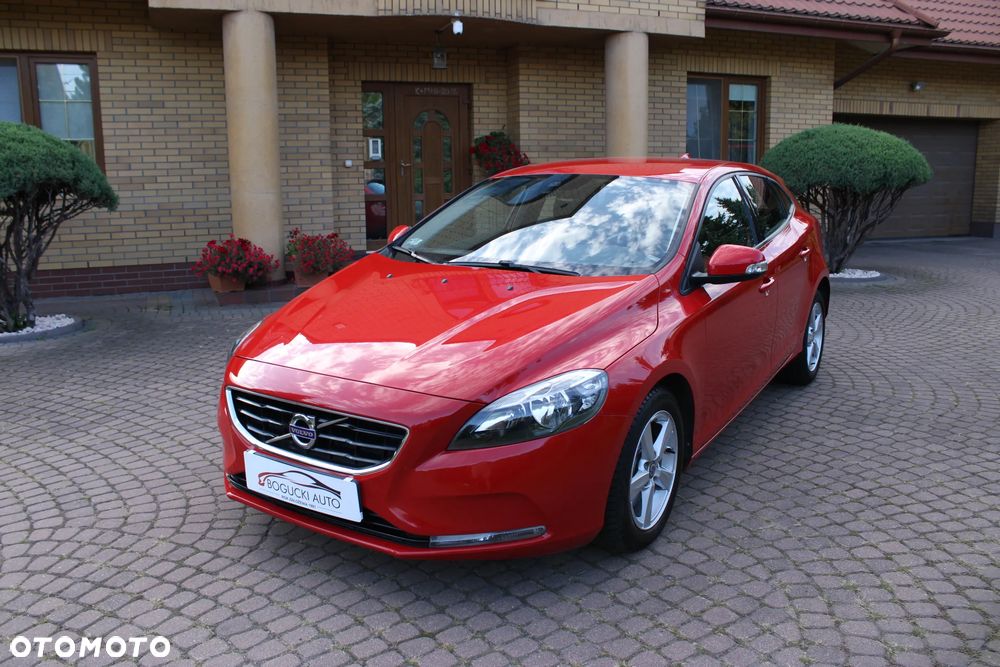 Volvo V40 2014 photo 2