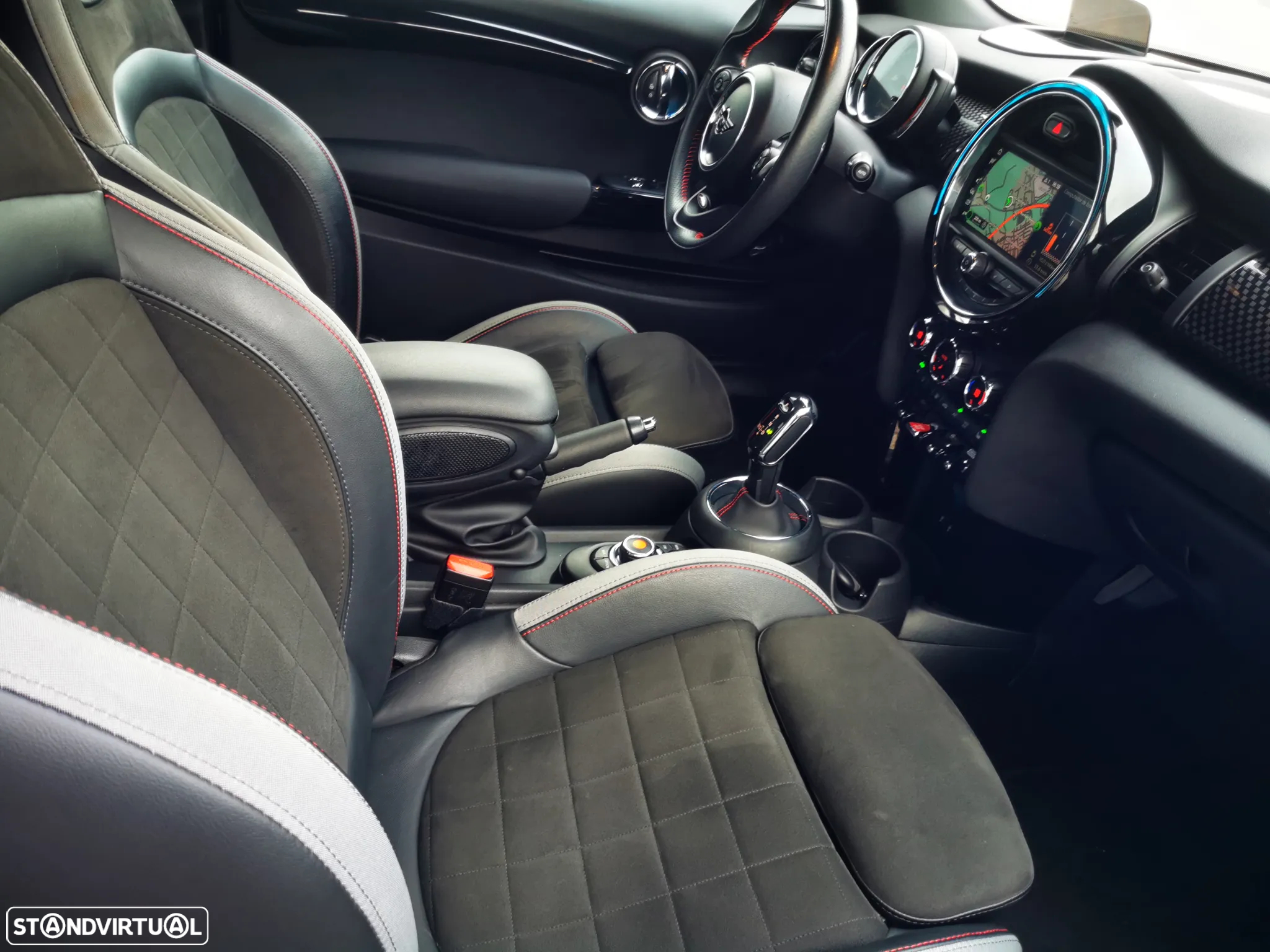 MINI 3 Portas John Cooper Works Aut. - 21