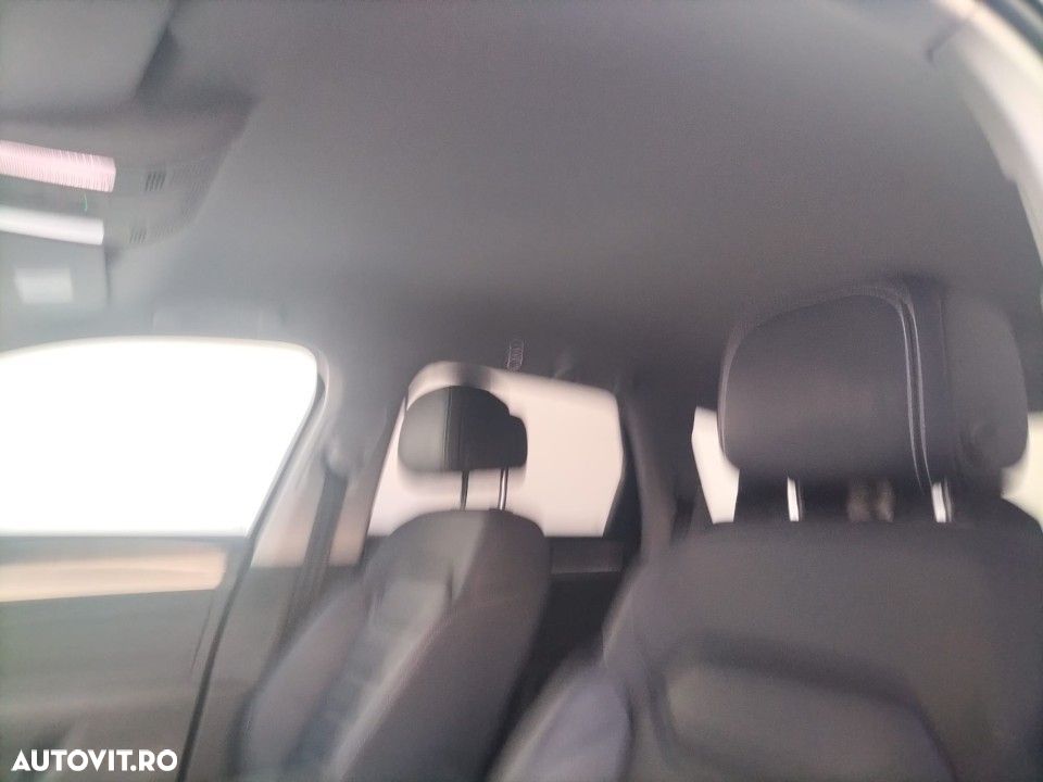 Volkswagen Touareg - 13