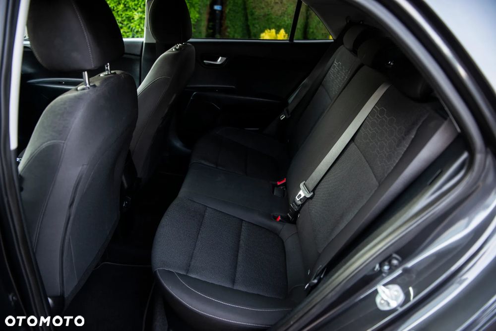 Kia Rio 1.4 Platinum Edition - 32