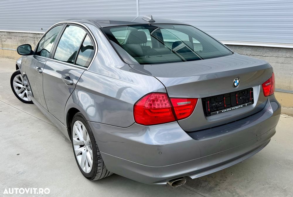 BMW Seria 3 320d DPF Edition Exclusive - 18