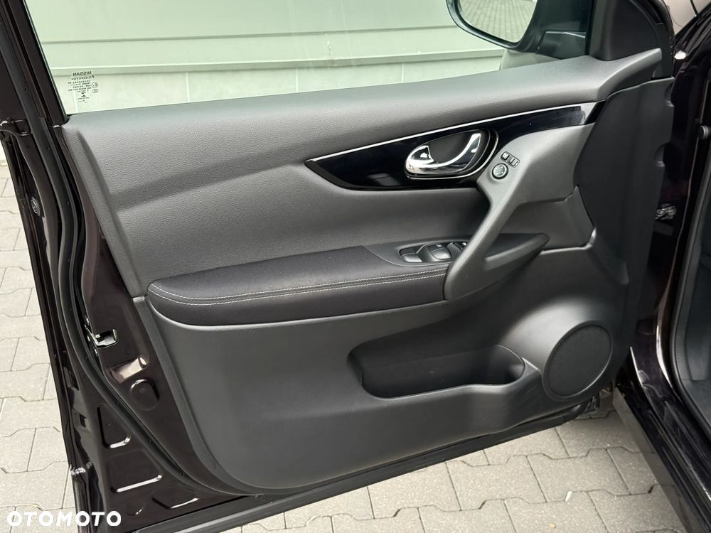 Nissan Qashqai - 14