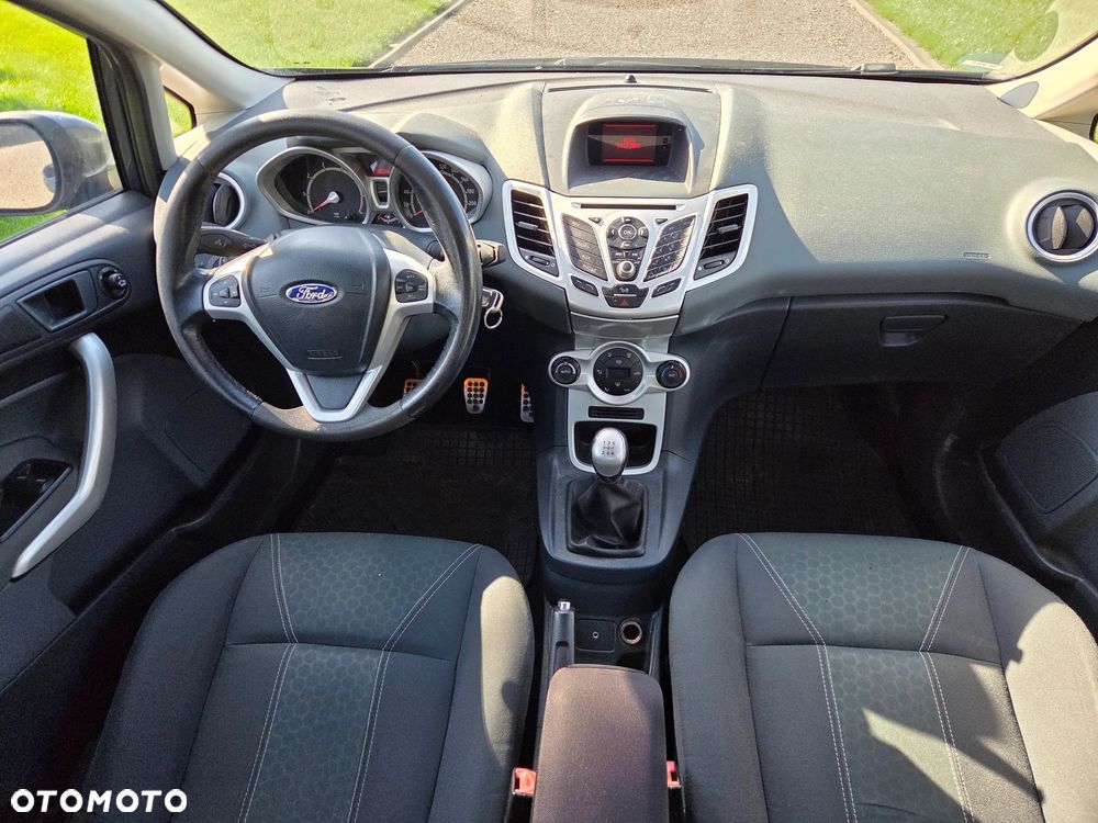 Ford Fiesta 1.4 Titanium - 8