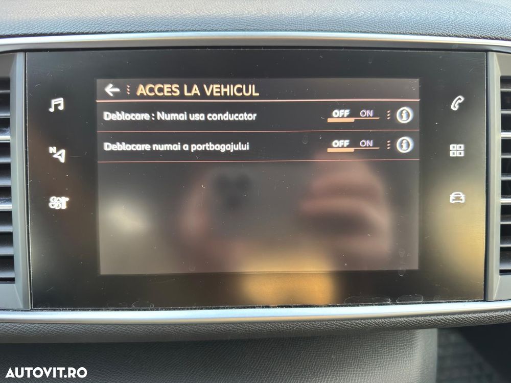Peugeot 308 1.2L PureTech 130 S&S EAT8 Allure - 20