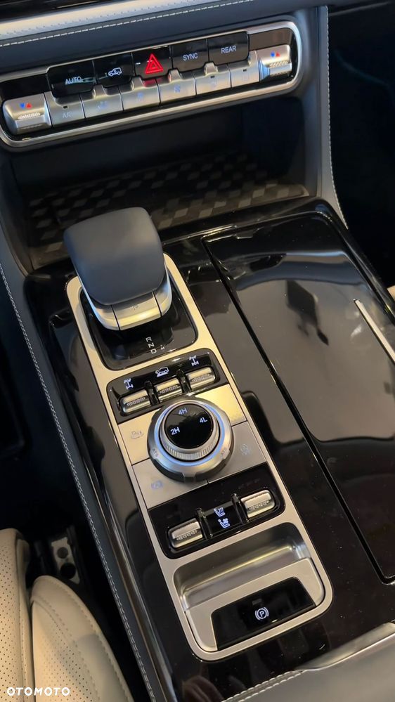 BAIC BJ60 mHEV Flagship 4x4 - 5