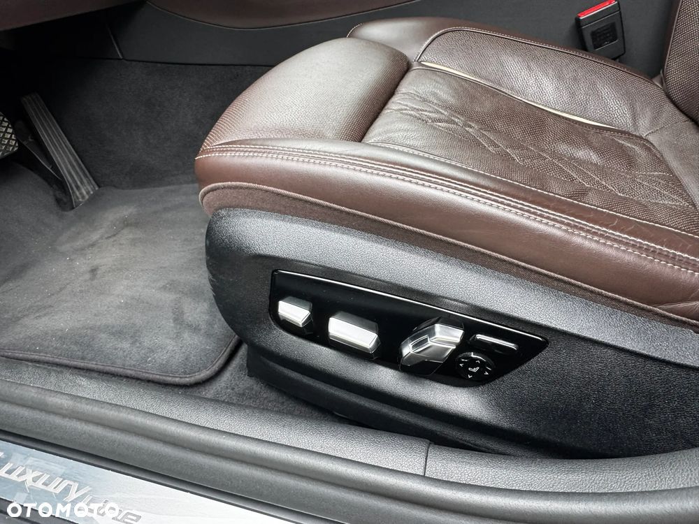 BMW Seria 5 - 36