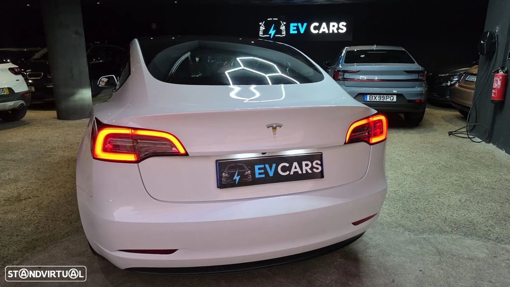 Tesla Model 3 Long Range Tração Traseira - 10