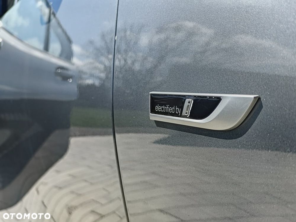 BMW Seria 3 330e M Sport - 25